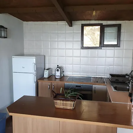 Casa Sobre El Mar 4-6 Personas Idu Hébergement de vacances *